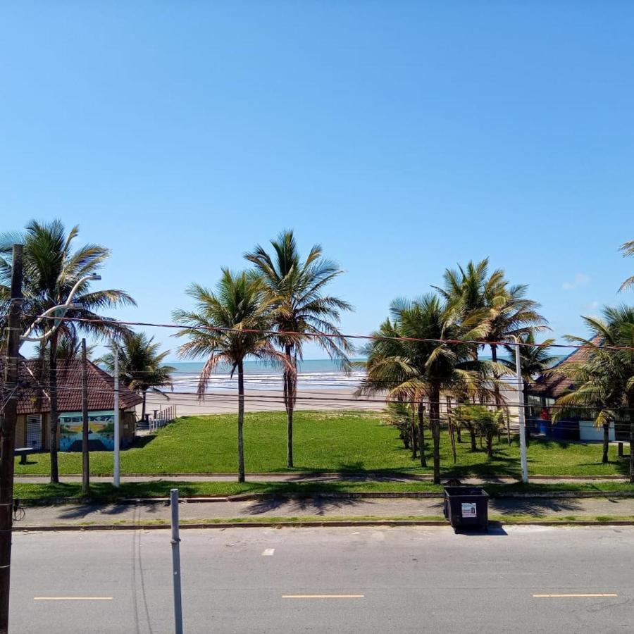 Apto Aluguel Na Temporada Pe Na Areia Peruibe Sp Eksteriør billede
