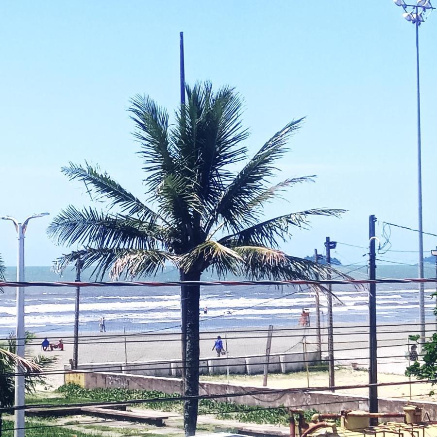 Apto Aluguel Na Temporada Pe Na Areia Peruibe Sp Eksteriør billede